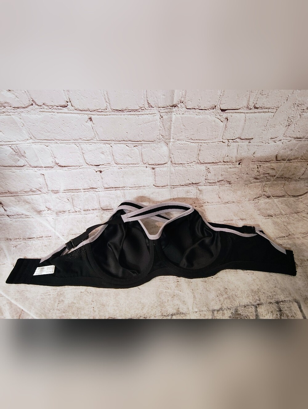 Wacoal Lindsey Black Contour Underwire Sports Bra 32DD - Picture 9 of 13